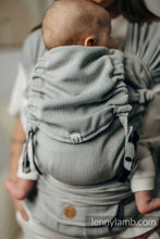 Laden Sie das Bild in den Galerie-Viewer, LennyHybrid Half Buckle Carrier - LITTLE HERRINGBONE GREY - 100% bomull - Standard
