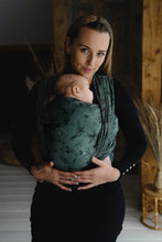 Laden Sie das Bild in den Galerie-Viewer, Little Frog Baby Wrap - Joy of life - 50% kammad bomull, 50% tencel
