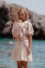 Ladda upp bild till gallerivisning, Flip X Baby Carrier - Heart2Heart Rosé - 100% ekologisk bomull
