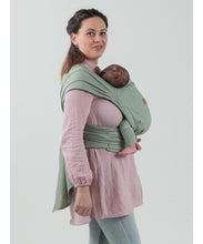 Laden Sie das Bild in den Galerie-Viewer, ISARA QuickTie Carrier - Sage Green Linen - 100% linne
