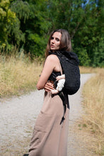 Load image into Gallery viewer, Onbu Baby Carrier - Safari Black Beauty - 50% organic cotton, 50% bamboo viscose
