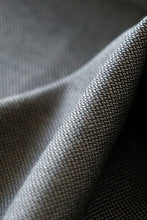 Ladda upp bild till gallerivisning, KOKADI Woven Baby Wrap/Vävd sjal - Just Mr. Grey - 100% ekologisk bomull
