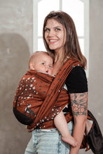 Laden Sie das Bild in den Galerie-Viewer, KOKADI Woven Baby Wrap/Vävd sjal - Miracle Fox Kim - 50% ekologisk bomull, 50% bambu viskos
